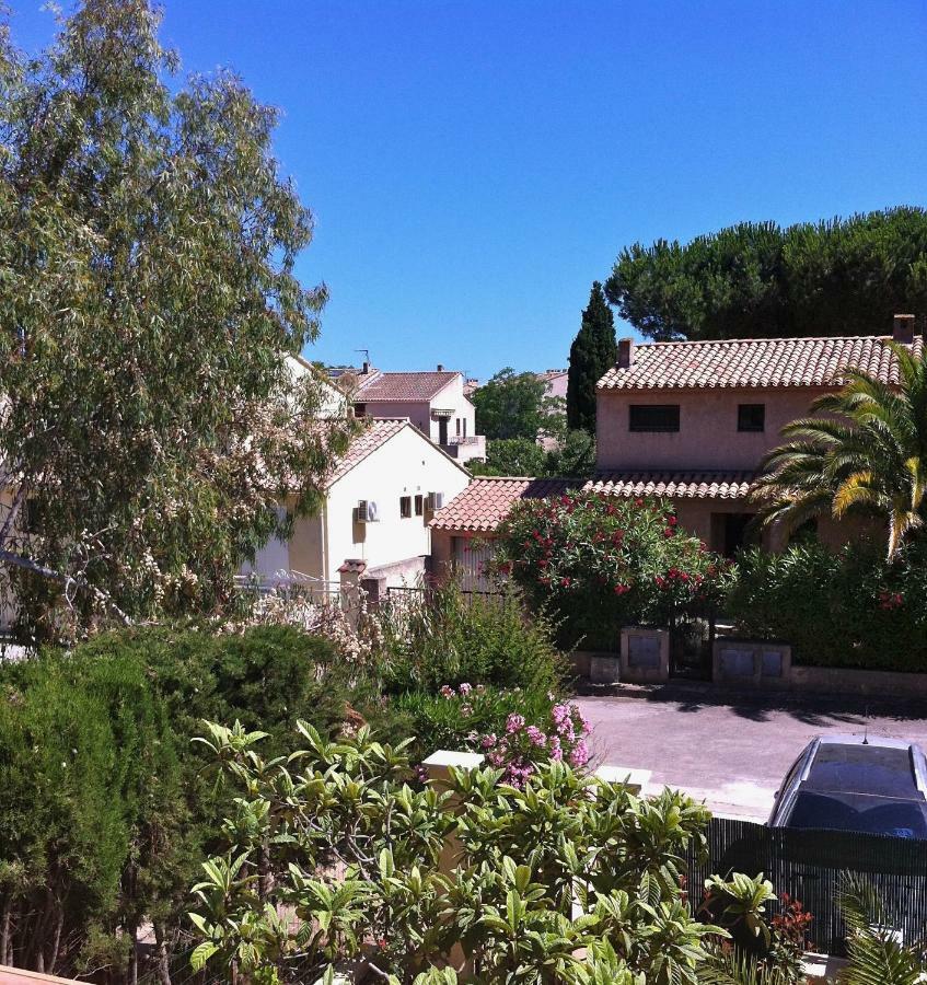 Villa De Vacances Au Calme Proche De La Mer 라론드레모레 외부 사진