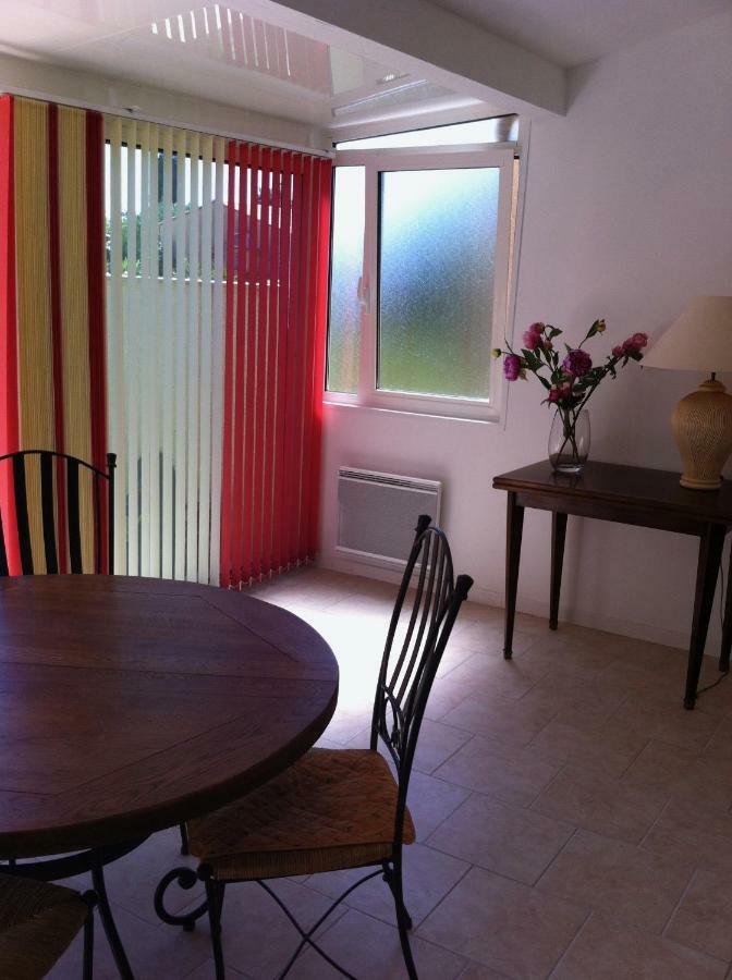 Villa De Vacances Au Calme Proche De La Mer 라론드레모레 외부 사진