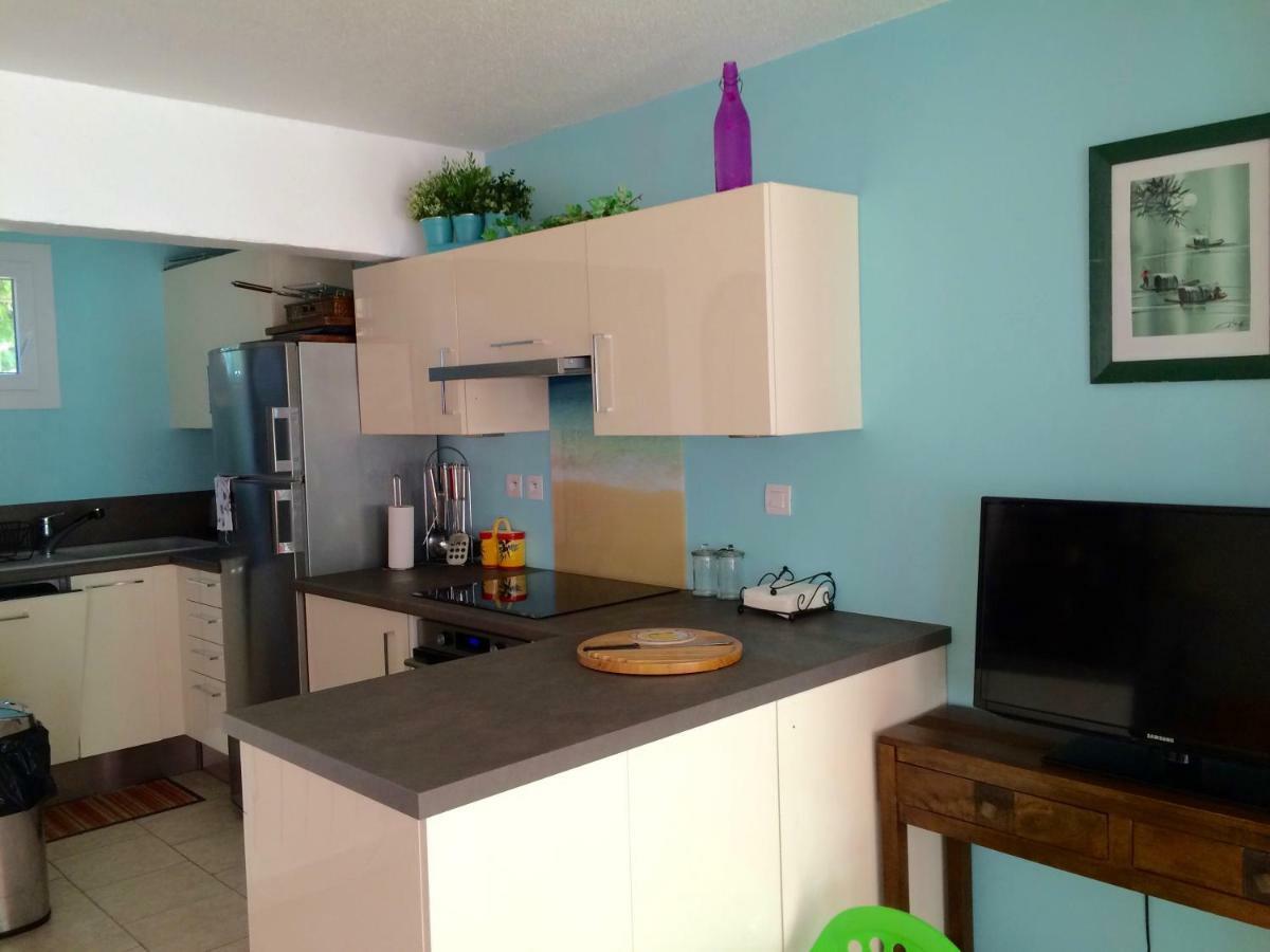 Villa De Vacances Au Calme Proche De La Mer 라론드레모레 외부 사진