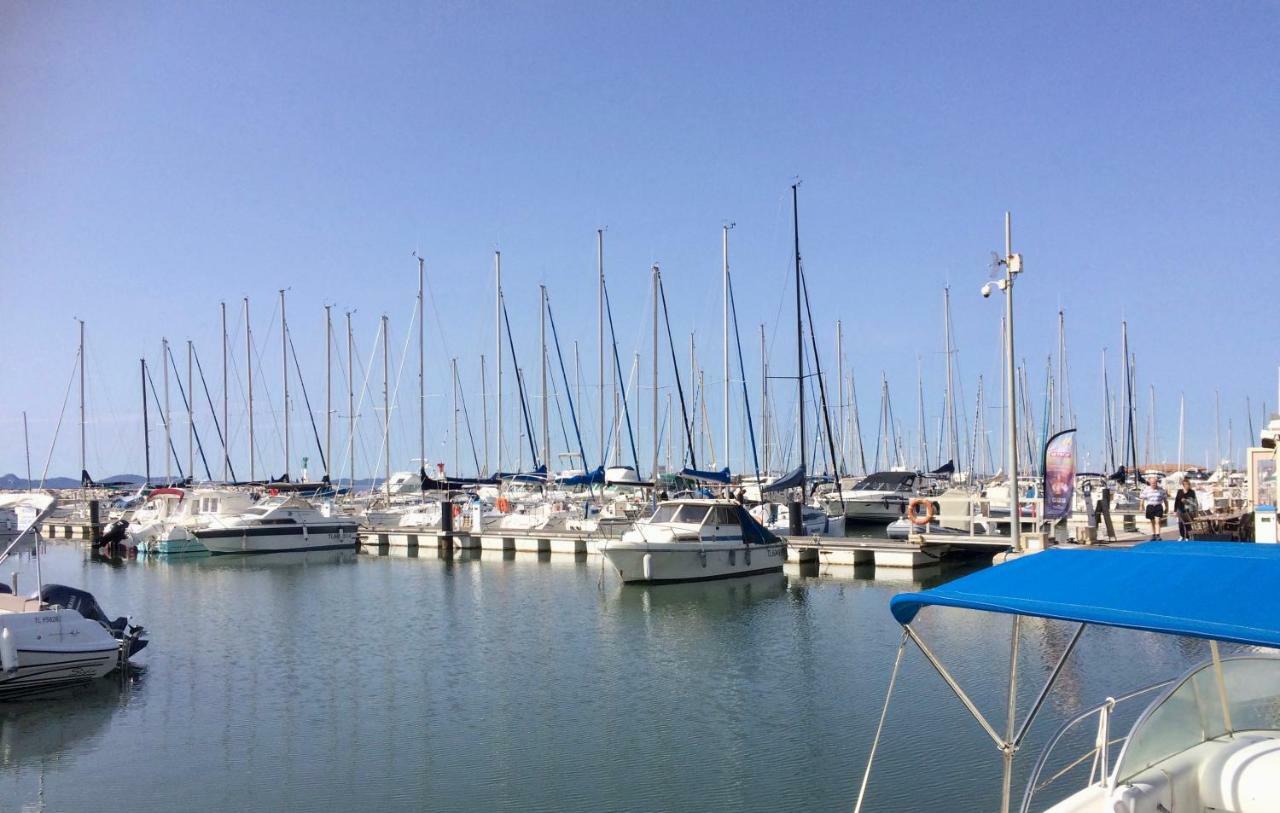 Villa De Vacances Au Calme Proche De La Mer 라론드레모레 외부 사진