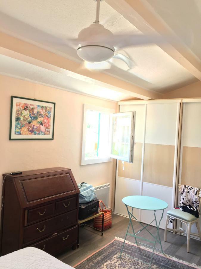 Villa De Vacances Au Calme Proche De La Mer 라론드레모레 외부 사진